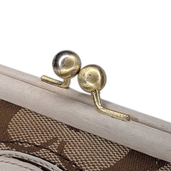 Coach Legacy Kisslock Signature C Canvas & Leather Turnlock Wallet Khaki Ivory - Picture 10 of 11